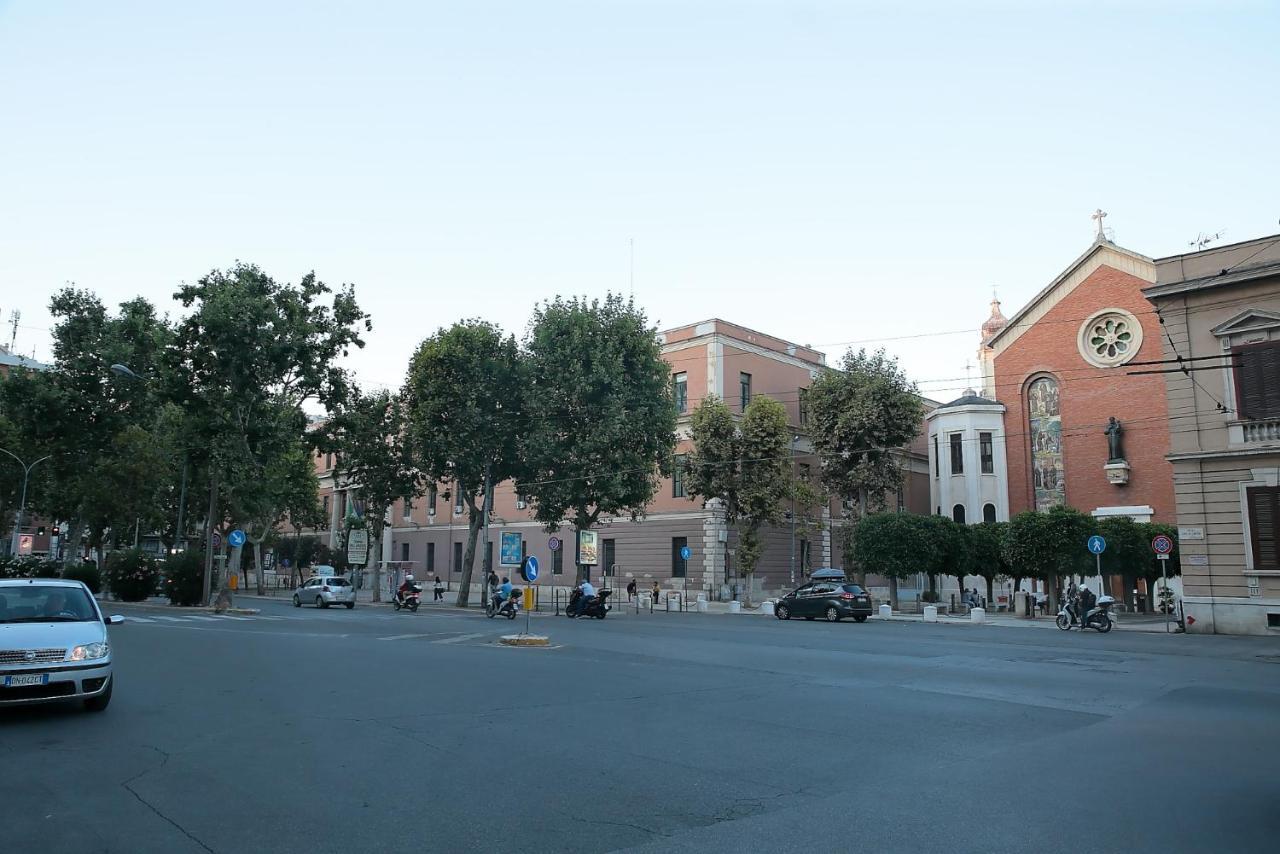 Savoia International_Lt_Bari Stazione Hotel Exterior photo